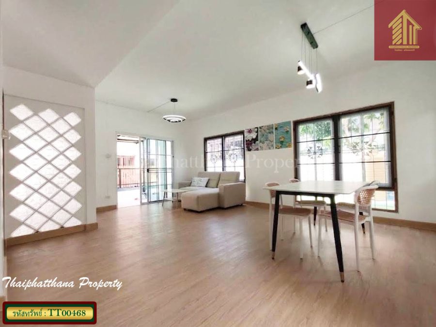 - บ้านพฤกษา 15 ตำหรุ-บางพลี หลังมุมรีโนเวทใหม่ พื้นที่กว้างสุดคุ้ม