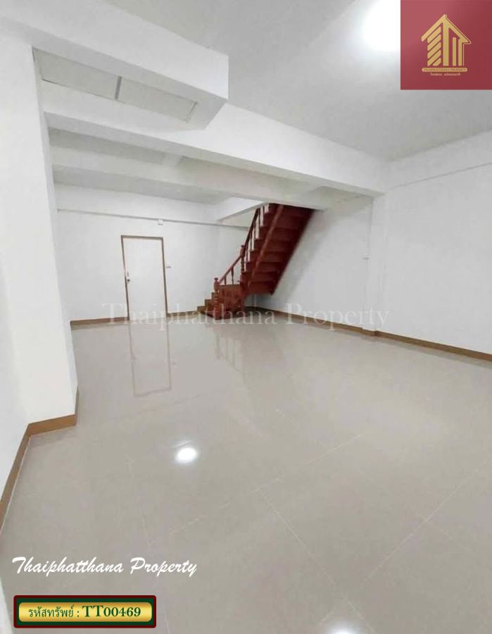 - หมู่บ้านทรัพย์มงคล 2 บ้านรีโนเวทใหม่ โซนแพรกษา ใกล้นิคมบางปู