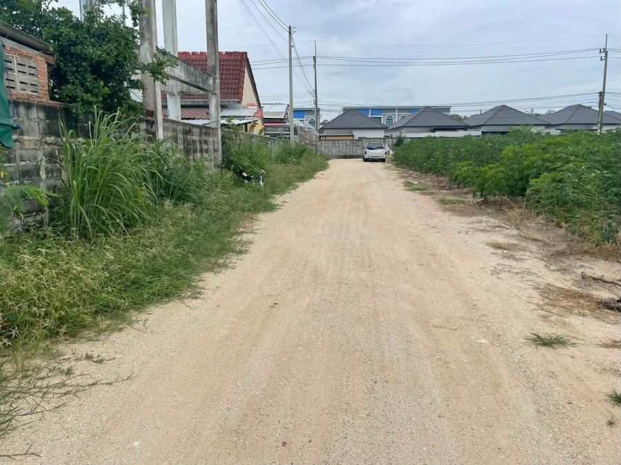 - ขายที่ดินหนองปรือ พัทยา 1 ไร่ หลังสภ.หนองปรือ ใกล้อ่างเก็บน้ำมาบประชัน-1กม. อ.บางละมุง ชลบุรี