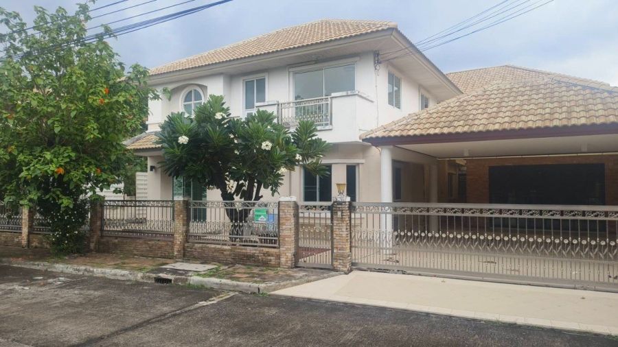 - ขายบ้านเดี่ยว ชวนชื่นซิตี้ วัชรพล 4 ห้องนอน 3 ห้องน้ำ 170 ตรม. ฮวงจุ้ยดี บ้านเลขที่มงคล
