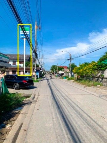 - ARL ลาดกระบัง รร.วัดลาดกระบัง 550 ม.ร่มเกล้า ที่ดินถมแล้ว 1 งาน 36 ตร.วา.เหมาะสำหรับทำแคมป์คนงาน ออฟฟิศชั่วคราว
