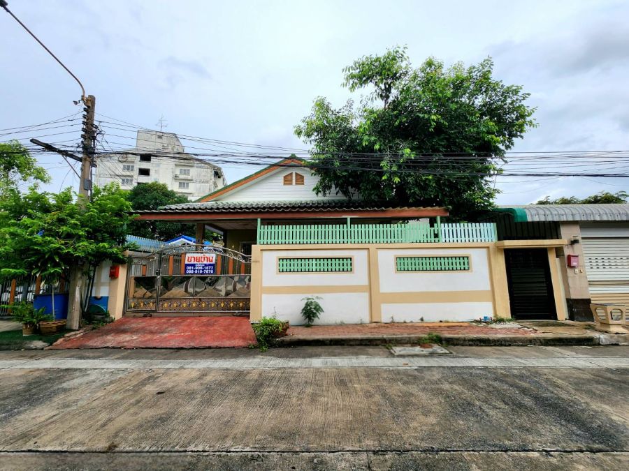 - Uายบ้านเดี่ยว 60ตรว. ซอยวิภาวดี62 แยก6 ใจกลางเมือง ราคาพิเศษ 5.xxล้านบาท เท่านั้น