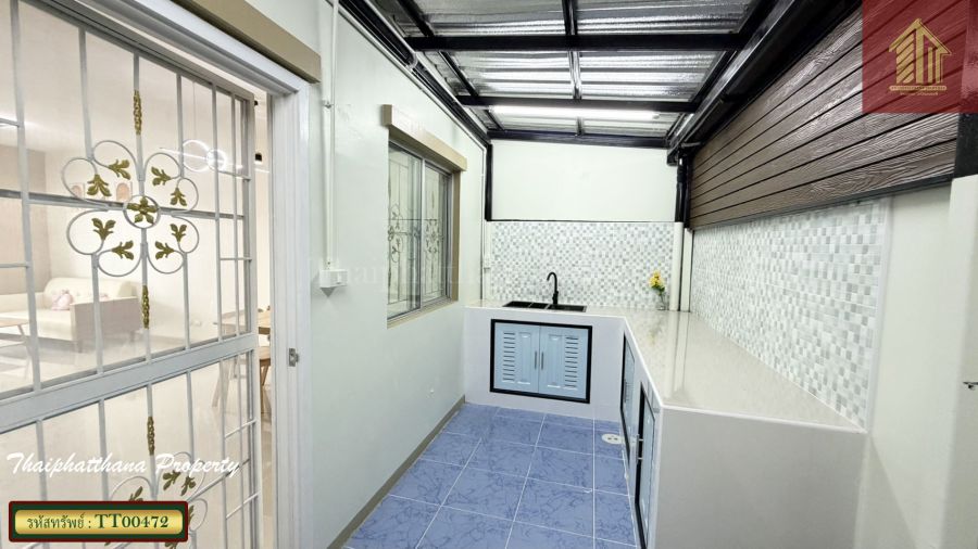 - หมู่บ้านพฤกษา 106/1 บางปู-ตำหรุ ใกล้นิคมบางปู บ้านรีโนเวทใหม่ พร้อมอยู่