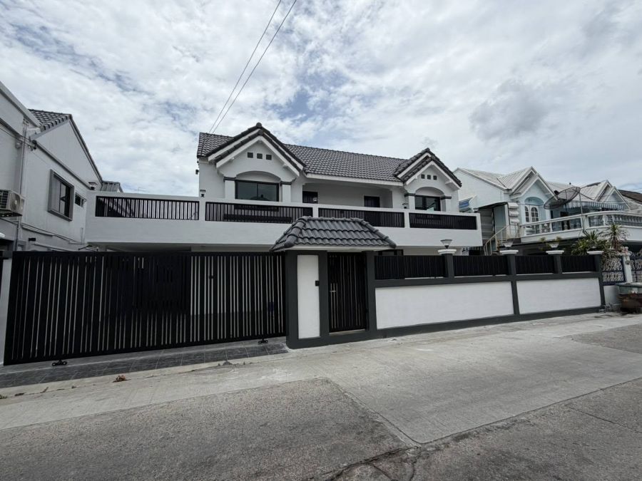 - บ้านให้เช่า ซอย วชิรธรรมสาธิต 55 สุขุมวิท 101/1 Renovate ใหม่ พื้นที่เยอะมากๆ