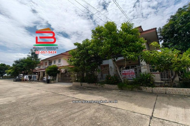 - บ้านเดี่ยว 2 ชั้น (หลังริม) เนื้อที่ 65.1 ตร.ว. เดอะสวีทการ์เด้นวิลล์ 2 ถนนหทัยราษฎร์ แขวงสามวาตะวันตก เขตคลองสามวา