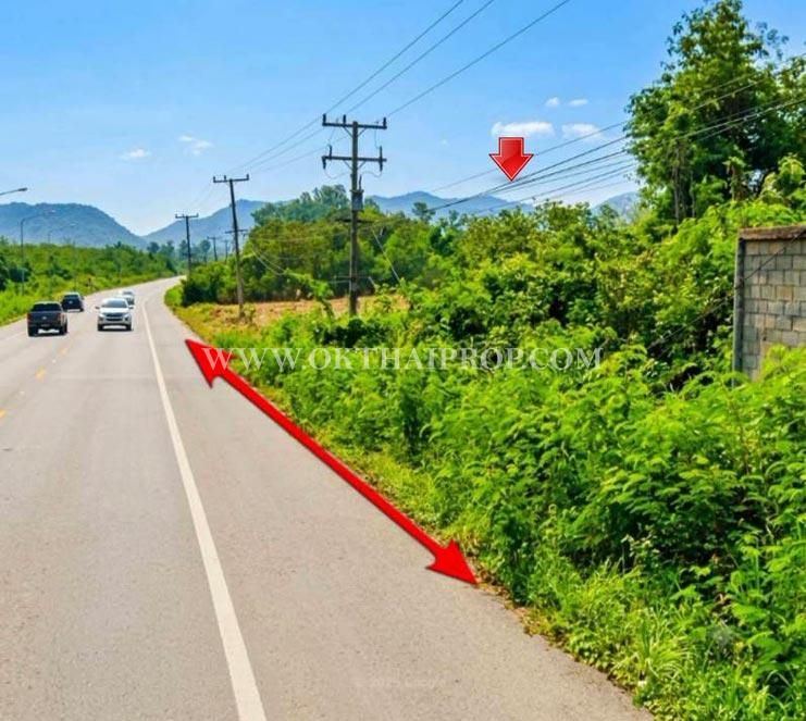 - ที่ดินหัวหิน ติดถนนสาย 2052 ใกล้วัดห้วยมงคล ต.หนองพลับ อ.หัวหิน จ.ประจวบคีรีขันธ์