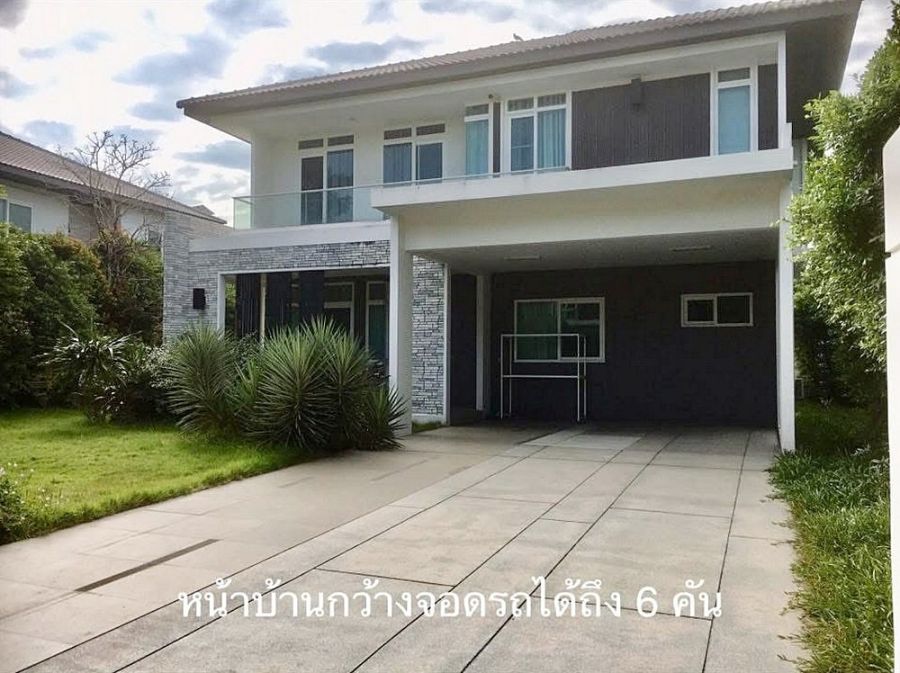 - หมู่บ้านมัณฑนา เลค วัชรพล ขายบ้านเดี่ยว 120 ตารางวา 4 ห้องนอน 5 ห้องน้ำ จอดรถ 6 คัน ใกล้ทางด่วน ด่านสุขาภิบาล 5
