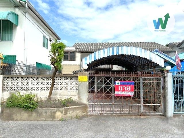 - ขายบ้าน 35 ตร.ว. 3 ห้องนอน 2 ห้องน้ำ 1 ห้องทำงาน 2 ที่จอดรถ ใกล้โรงพยาบาลทศมินทราธิราช ย่านดอนเมือง