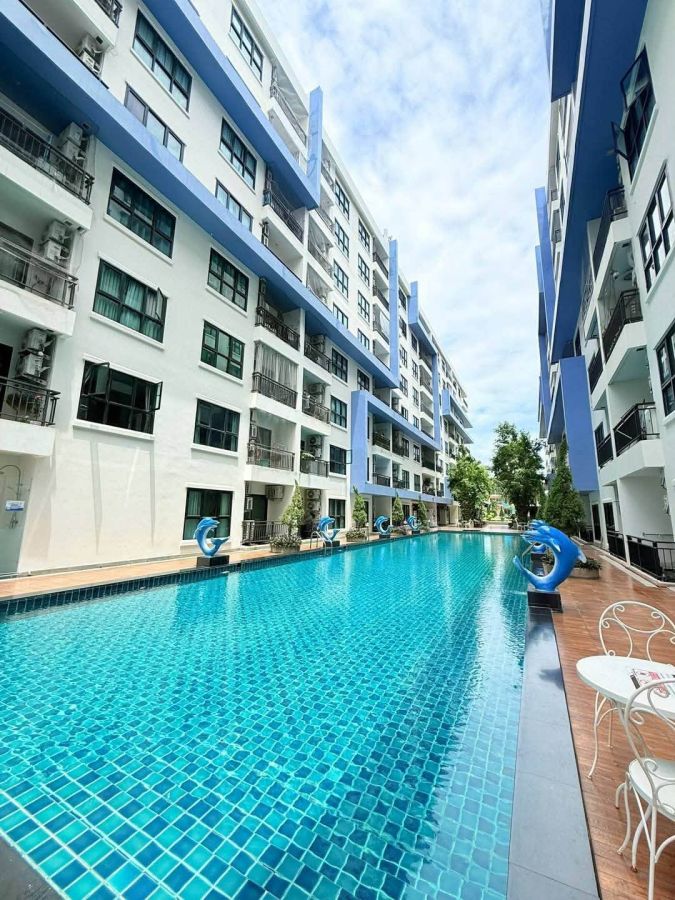 - ขายคอนโดสวยพร้อมอยู่ เดอะ บลู เรสซิเด้นท์ พัทยาใต้ วิวสระว่ายน้ำ