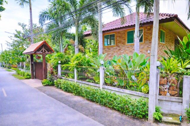 - เซนทรัล ศรีราชา 2.91กม. บ้านเดี่ยว 2 ชั้น 3นอน สุขุมวิท ทะเลบางพระ 200 ม. 2น้ำ วัดเขาบางพระ 150 ตร.ว.