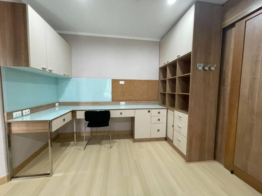 - ให้เช่าถูกมาก!! คอนโดลุมพินี เมกะซิตี้ บางนา ห้องใหญ่ 52 ตรม. เฟอร์ครบ ติดถนนบางนา ใกล้เมกาบางนา 1 นาที