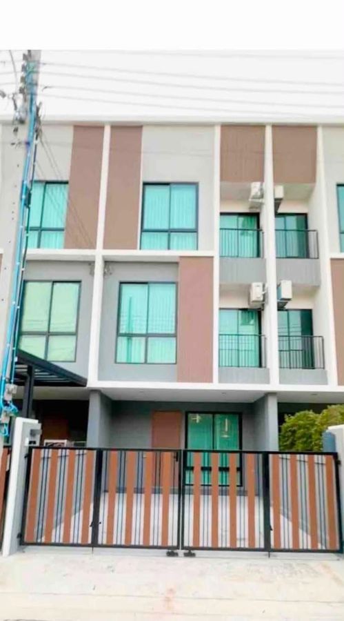 - ทาวน์โฮม 3 ชั้น โครงการ Nue connect ดอนเมือง เช่า ขาย