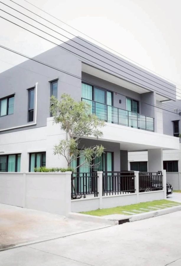 - ให้เช่า บ้านเดี่ยว Centro Bangna (เซนโทร บางนา) ขนาด 55 ตารางวา 4 ห้องนอน แขวงบางแก้ว เขตบางพลี จังหวัดสมุทรปราการ