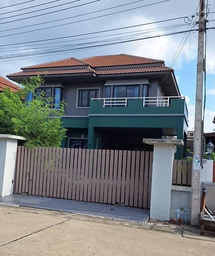 - ขายถูกบ้านเดี่ยว 2 ชั้น หมู่บ้านเดอะปาล์ม ซิตี้ เส้นสุระ 2 โคราช
