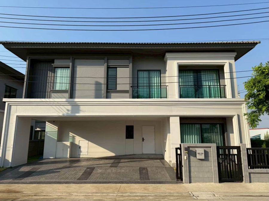 - ให้เช่าบ้านเดี่ยว2ชั้น โครงการบริทาเนีย บางนา ศรีวารี บ้านติดสวนโดยตรง