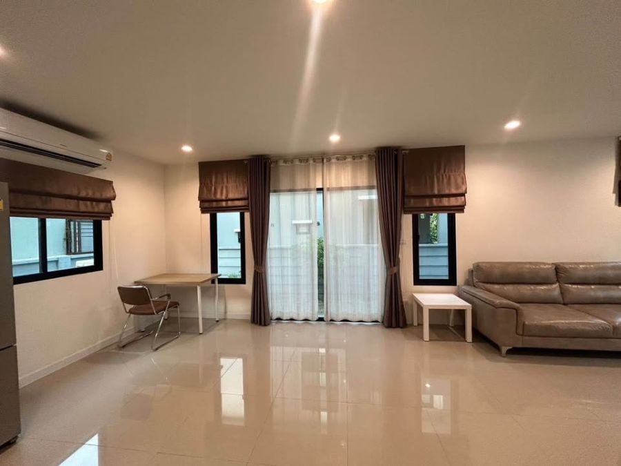 - บ้านเดี่ยวให้เช่า ใกล้ม.รังสิต หมู่บ้าน ดีไลท์ ดอนเมือง รังสิต