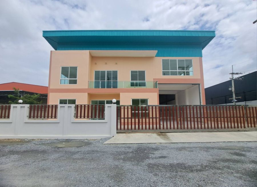 - โรงงานพื้นที่สีม่วง 1 ไร่ มือหนึ่ง ทำเลอ้อมใหญ่-สามพราน-พุทธมณฑลสาย5 จ.นครปฐม ใกล้บิ๊กซีอ้อมใหญ่