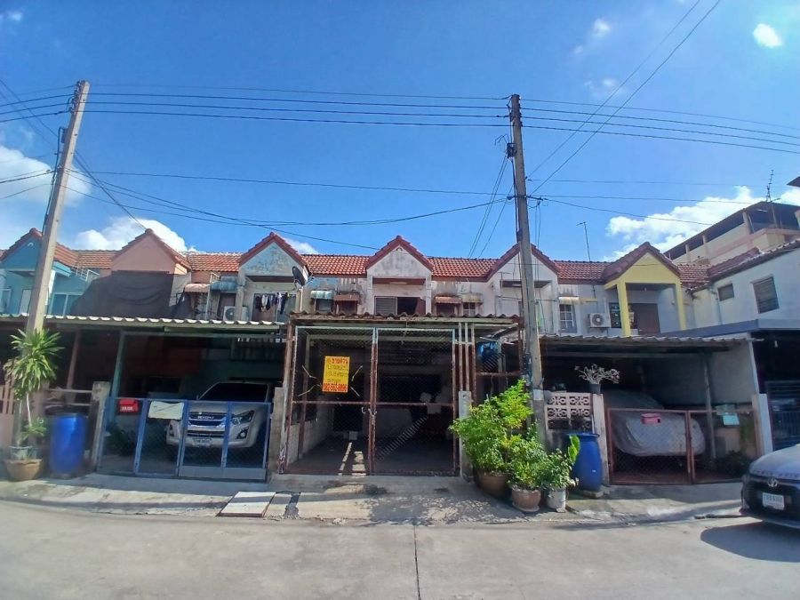 - ขายบ้าน 2 ชั้น บ้านไทยธานี นวนคร ซอย11 ถนนพหลโยธิน