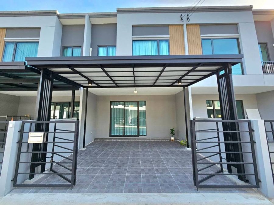 - บ้านเช่า Pleno สุขุมวิท-บางนา ใกล้ mega bangna