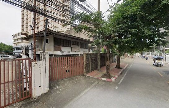 - ขายที่ดิน ถนนพหลโยธิน ใกล้ BTS อารีย์ เพียง 600 เมตร