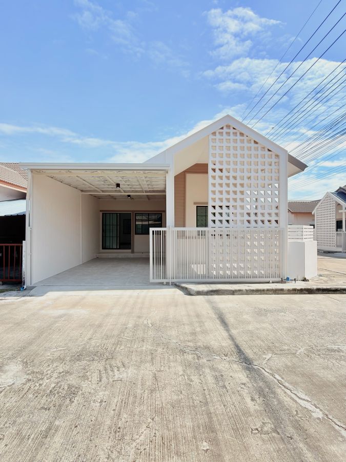 - หมู่บ้านทรัพย์ธานี3 (ถนนเมน) (โทรสอบถามราคา)