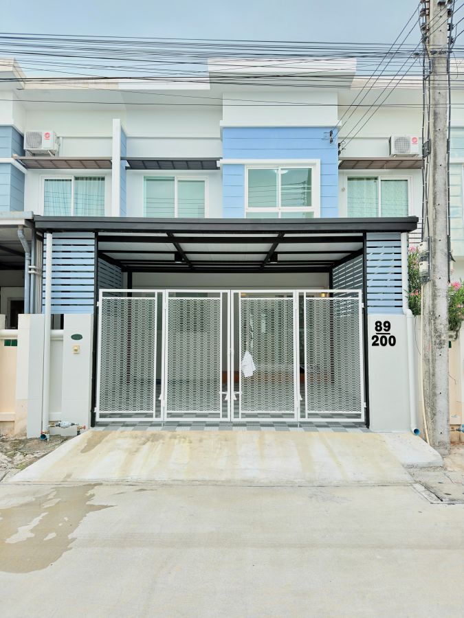 - หมู่บ้านโนโววิลล์ ซ.12B (ซอยสุดท้าย) โทรสอบถามราคา