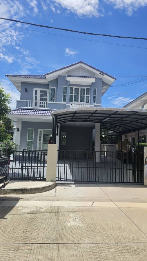 - บ้านเดี่ยวชลลดา ลาดปลาดุก รีโนเวทใหม่ทั้งหลัง ทำเลดีใกล้รถไฟฟ้าสายสีม่วง ห้างเซ็นทรัลเวสเกต์