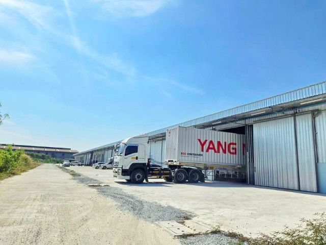 - น้ำไม่ท่วม มีใบอนุญาตโรงงาน ไฟฟ้า 3 เฟส 1 พระราม 2 กม.25 400 ม.เลียบคลองบางน้ำจืด โรงงานให้เช่า 1ออฟฟิศ 1น้ำ 112 ตร.ม.