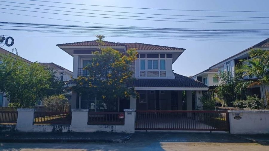 - ขายบ้านเชียงใหม่ สันทราย โครงการอรสิริน 4 ใกล้ ม.แม่โจ้ 4 ห้องนอน ที่ดิน 74.6 ตร.ว. ราคา 3.39 ล้าน