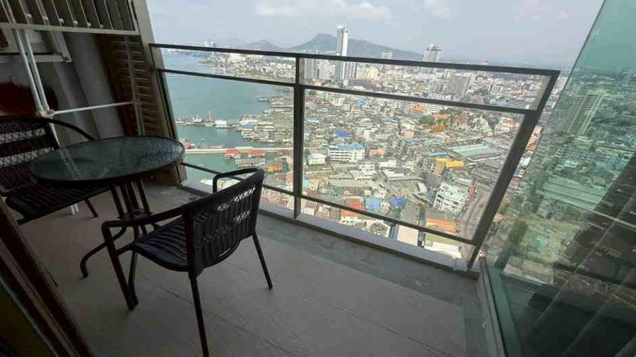- ให้เช่า Marina Bayfront Sriracha ชั้น 30 54 ตร.ม. วิวทะเล + วิวเม
