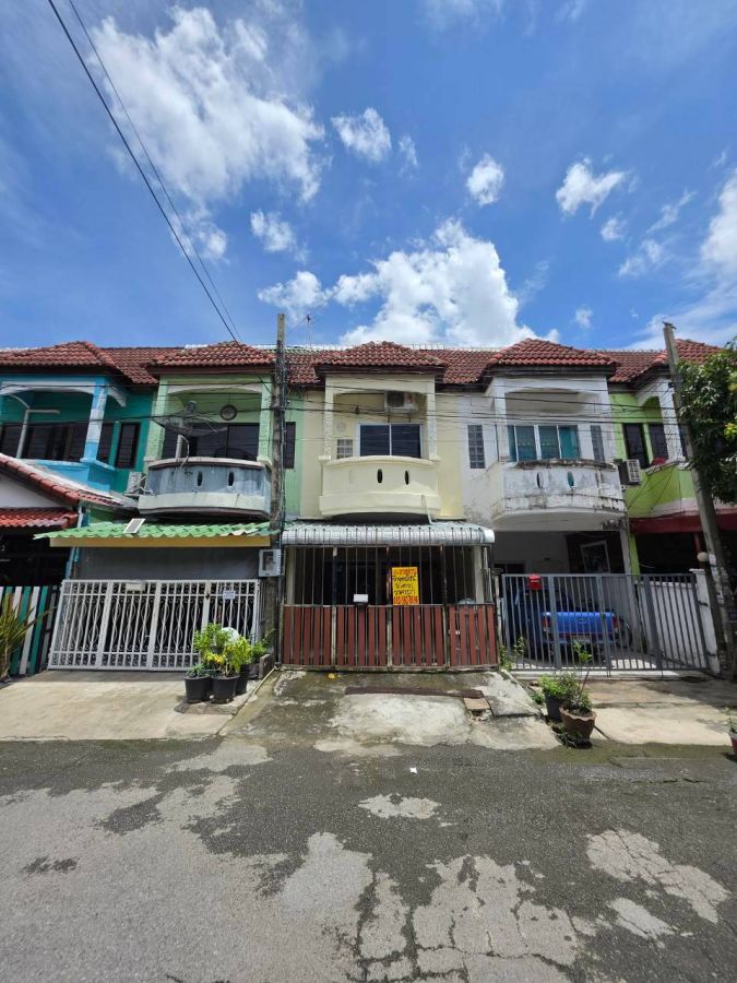 - ขายบ้าน 2 ชั้น หมู่บ้านจินดาทาวน์ ซอยคู้บอน27 แยก58