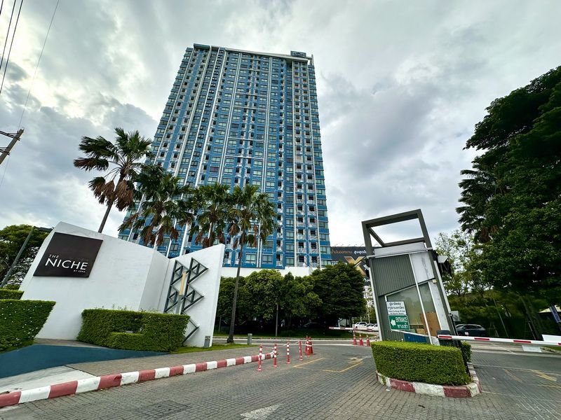 - ขายคอนโดเดอะนิช โมโน รัชวิภา (รัชดาภิเษก) อยู่ชั้น 27 วิวเมืองสวย 34.74 ตรม. ตึก B ขายขาดทุนเพียง 2.85 ล้าน พร้อมเฟอร์ฯ Built-in ใกล้ MRT วงศ์สว่าง
