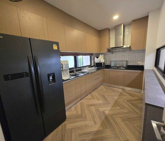 - บ้านเดี่ยว 2 ชั้น Built-in ทั้งหลัง เฟอร์ลอยตัว แต่งครบ พร้อมอยู่ Noble Gable วัชรพล