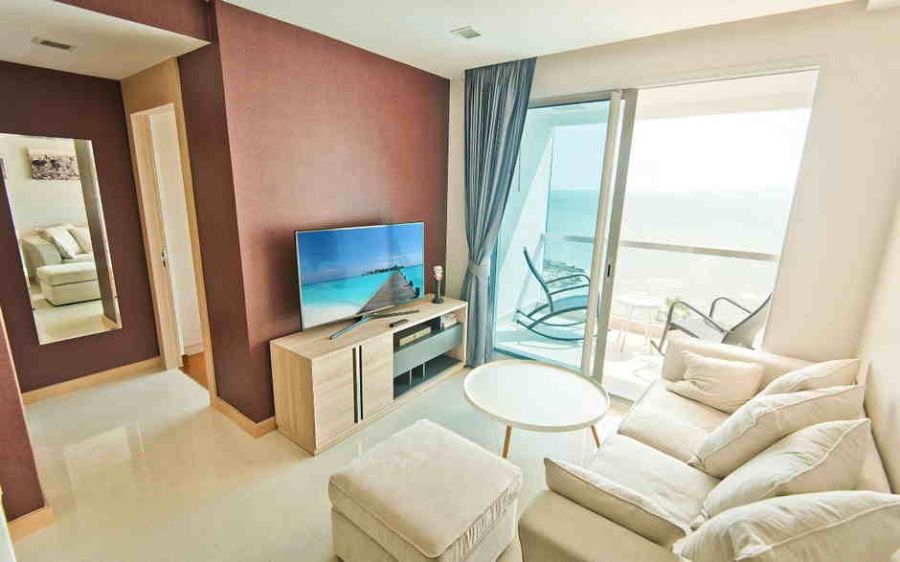 - THE PALM WONGAMAT BEACH คอนโดติดทะเล 100% วิวทะเล 1 ห้องนอน