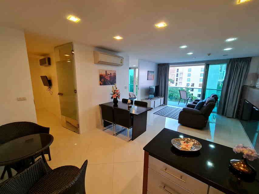 - LAGUNA HEIGHTS คอนโดติดทะเลวงศ์อมาตย์ 2 ห้องนอน