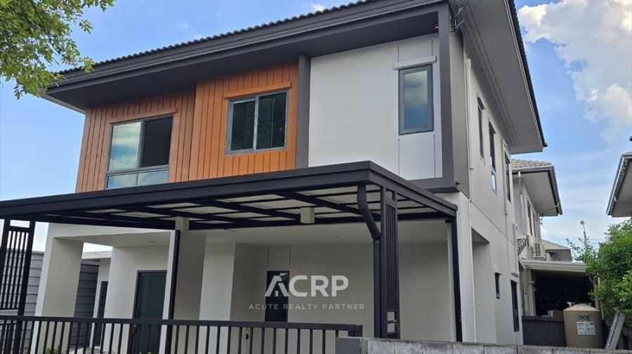 - บ้านบางนา-วงแหวน บ้านเดี่ยวหลังริมรีโนเวทใหม่เอี่ยม วิวทุ่งโล่ง พื้นที่กว้างกว่าเดิม