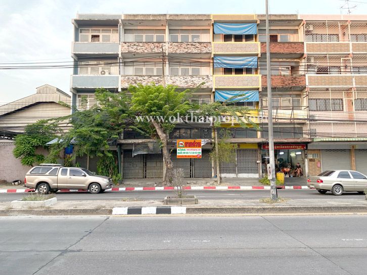 - อาคารพาณิชย์ 4.5 ชั้น ติดถนนสนามบินน้ำ เมืองนนทบุรี