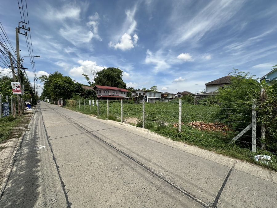 - ขายที่ดิน ดอนเมือง สรงประภา 24 ขนาด 69 ตร.วา ถูกมาก!! เหมาะสร้างบ้าน