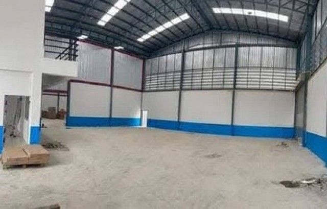 - โกดัง พื้นที่ใช้สอย 459 ตรม. สูงโปร่ง 12 เมตร อยู่ซอยบางปลา 2(ซอยธนสิทธ์) บางพลี สมุทรปราการ