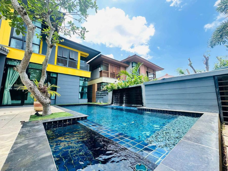 - ขายพูลวิลล่า The Village at Horseshoe Point พัทยา บรรยากาศดี พร้อมอยู่