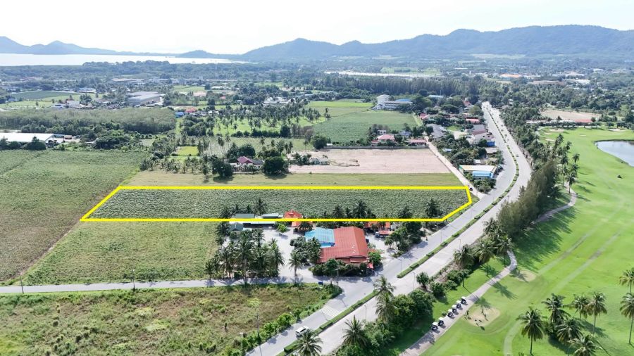 - ที่ดินสวยบางพระ ศรีราชา ใกล้วัดเขาไม้แดง เหมาะอยู่อาศัยและลงทุน