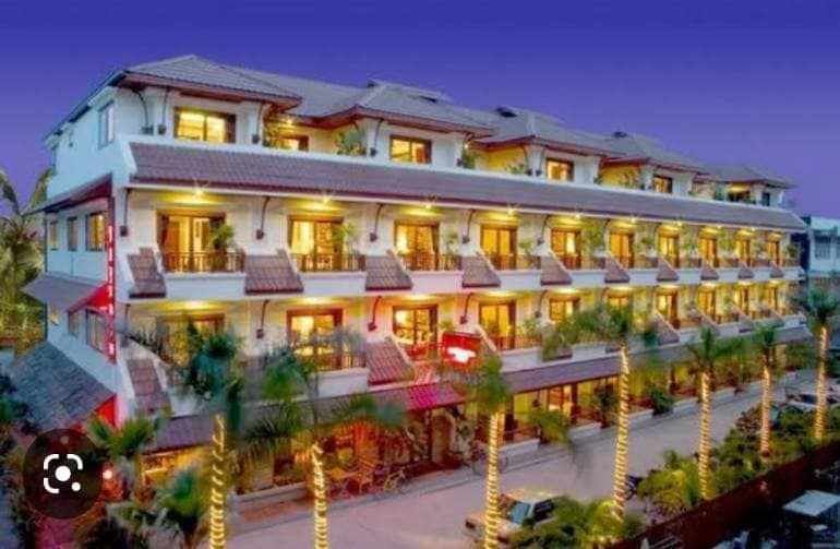 - ขายโรงแรม ใกล้หาดจอมเทียน เพียง 200 เมตร อาคารสูง 4 ชั้น 30 ห้องนอน