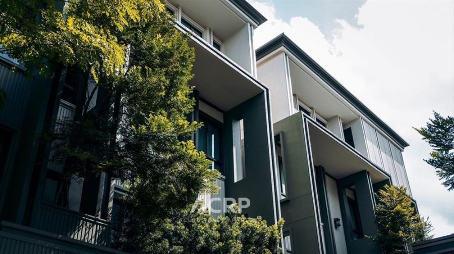 - บ้านหรู Super Luxury เอกมัย 10 | ขาย 60 ล้าน | เช่า 320,000 บาท