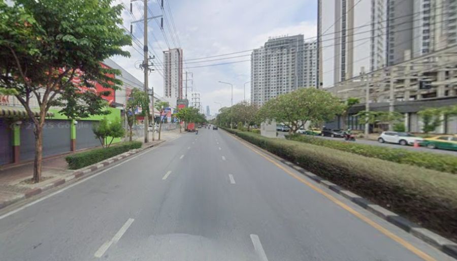 - ขายที่ดินแปลงสวย Prime Location เจริญกรุง