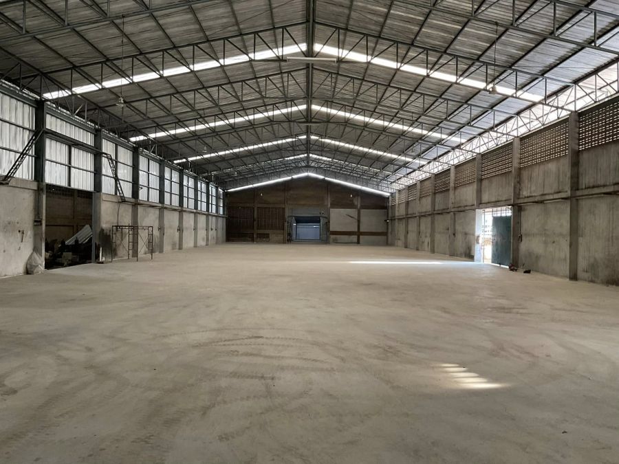 - ให้เช่า โกดัง / โรงงานพร้อมออฟฟิศขนาด 2,000 ตร.ม. ต.ท่าทราย อ.เมืองสมุทรสาคร จ.สมุทรสาคร