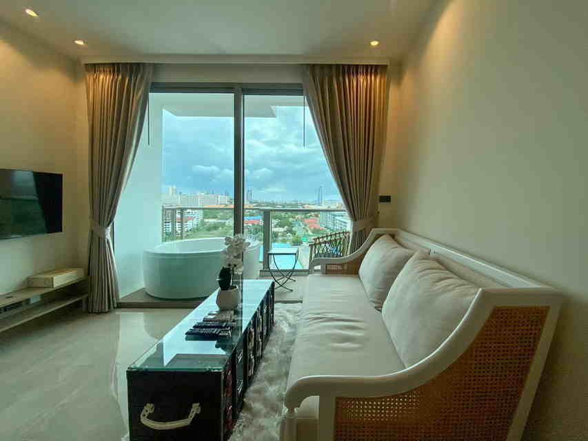 - ให้เช่าคอนโด The Riviera Ocean Drive จอมเทียน พัทยา พร้อมอ่าง JACUZZI #C1513