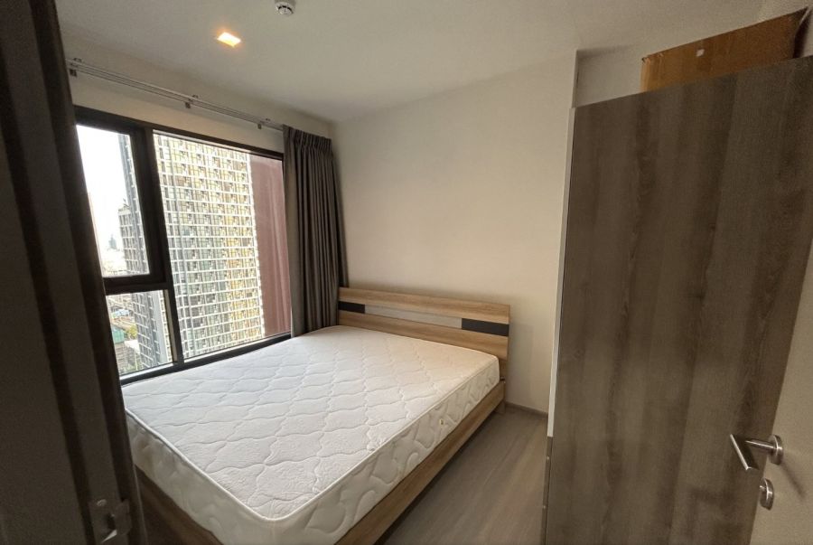 - ขายคอนโด Life Asoke Hype 1 ห้องนอน 36.01 ตร.ม. ชั้นสูง วิวดี ทำเลทองอโศก ราคาพิเศษ