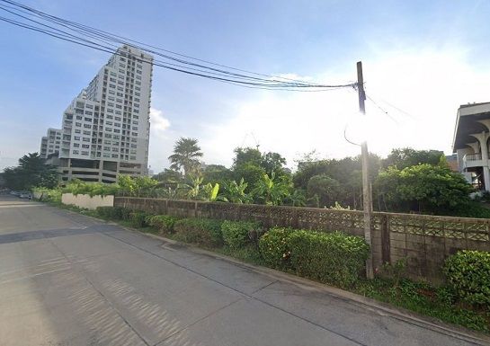 - ขายที่ดินเปล่า พระราม 9 ใกล้ The Mall รามคำแหง เพียง 750 เมตร