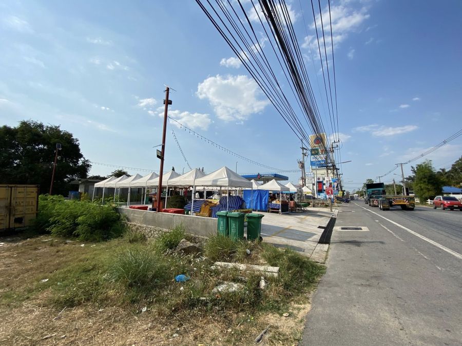- ขายที่ดินทุ่งสุขลาทำเลดี 1 ไร่ ติดถนนเก้ากิโล ใกล้ท่าเรือแหลมฉบัง-4กม. อ.ศรีราชา ชลบุรี