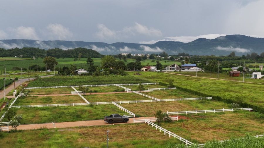 - ขายที่ดิน 200 ตร.ว. วังไทร ปากช่อง ใกล้มายโอโซน 3.3 กม. วิวเขา 1.78 ล้าน โครงการ Monterra ฟรีค่าโอน